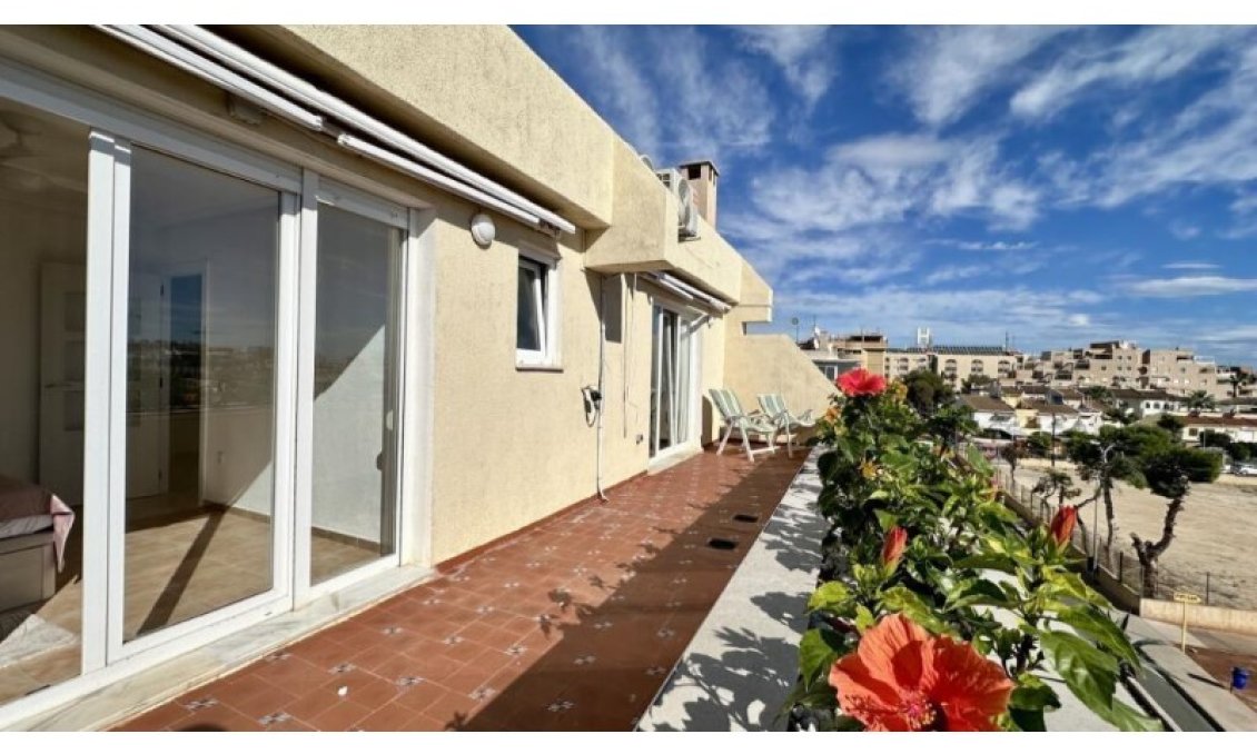 Használt Ingatlanok - Tetőtéri lakás -
Torrevieja - Costa Blanca