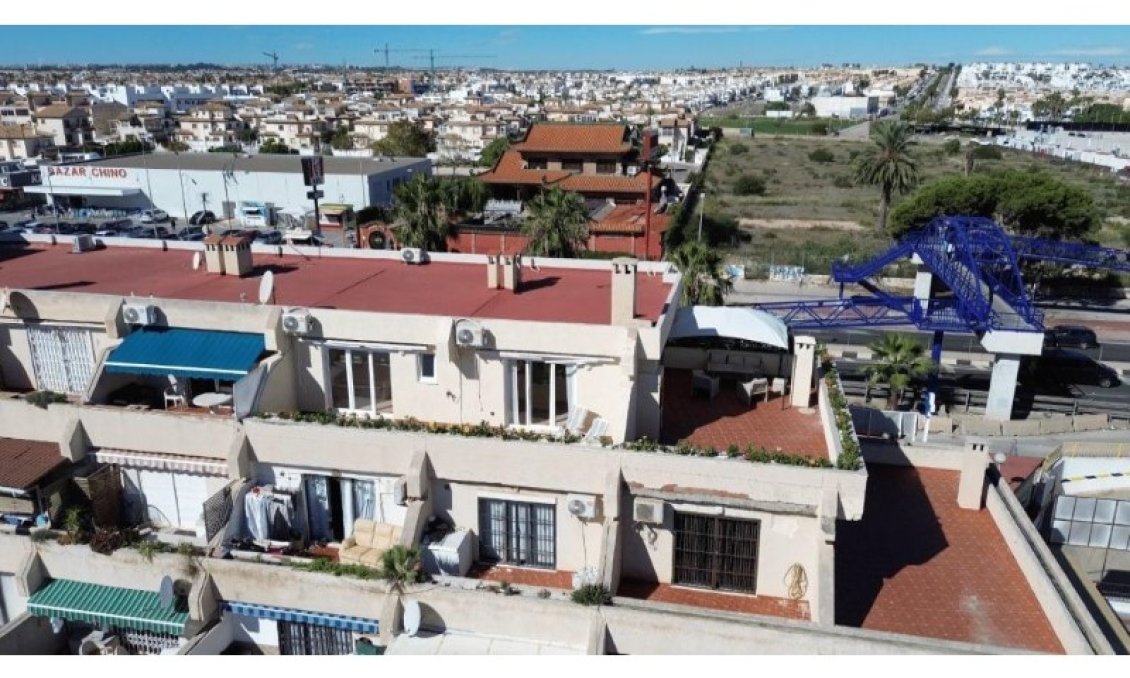 Használt Ingatlanok - Tetőtéri lakás -
Torrevieja - Costa Blanca