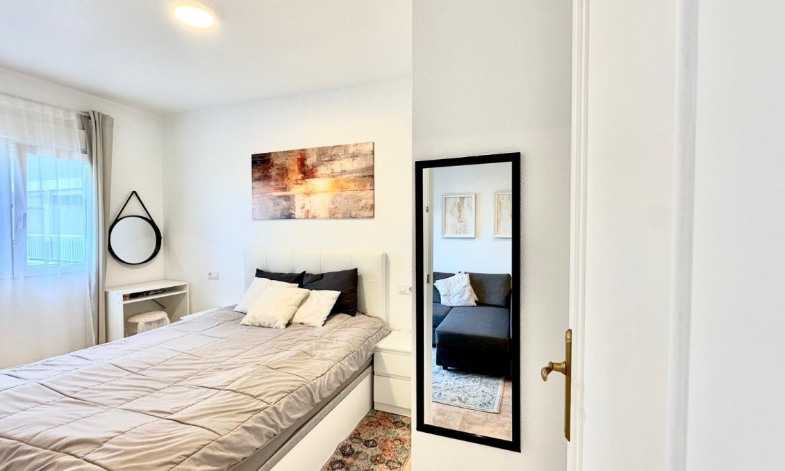 Használt Ingatlanok - Tetőtéri lakás -
Torrevieja - Centrum