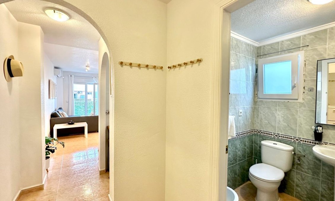 Használt Ingatlanok - Tetőtéri lakás -
Torrevieja - Centrum