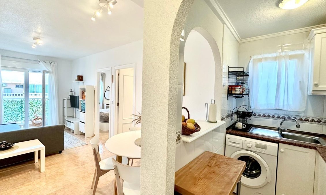 Használt Ingatlanok - Tetőtéri lakás -
Torrevieja - Centrum