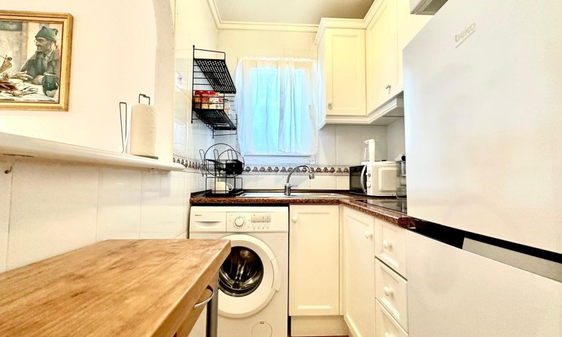 Használt Ingatlanok - Tetőtéri lakás -
Torrevieja - Centrum