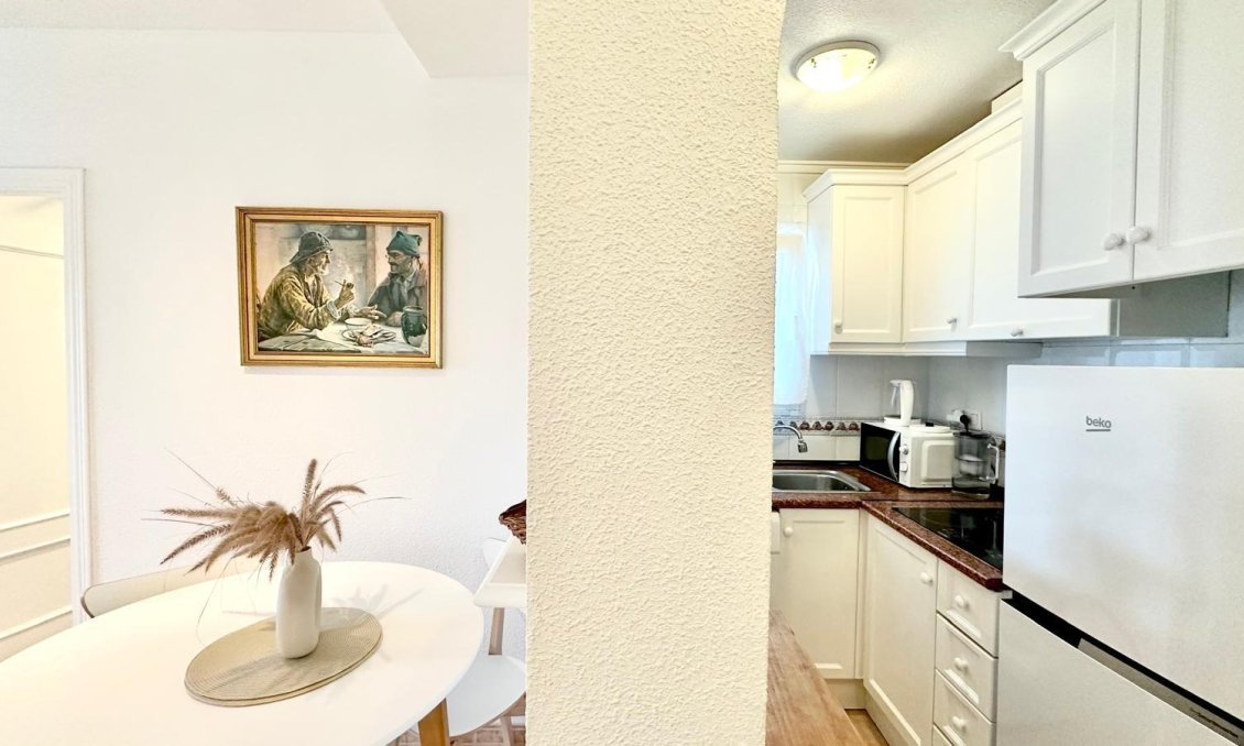 Használt Ingatlanok - Tetőtéri lakás -
Torrevieja - Centrum