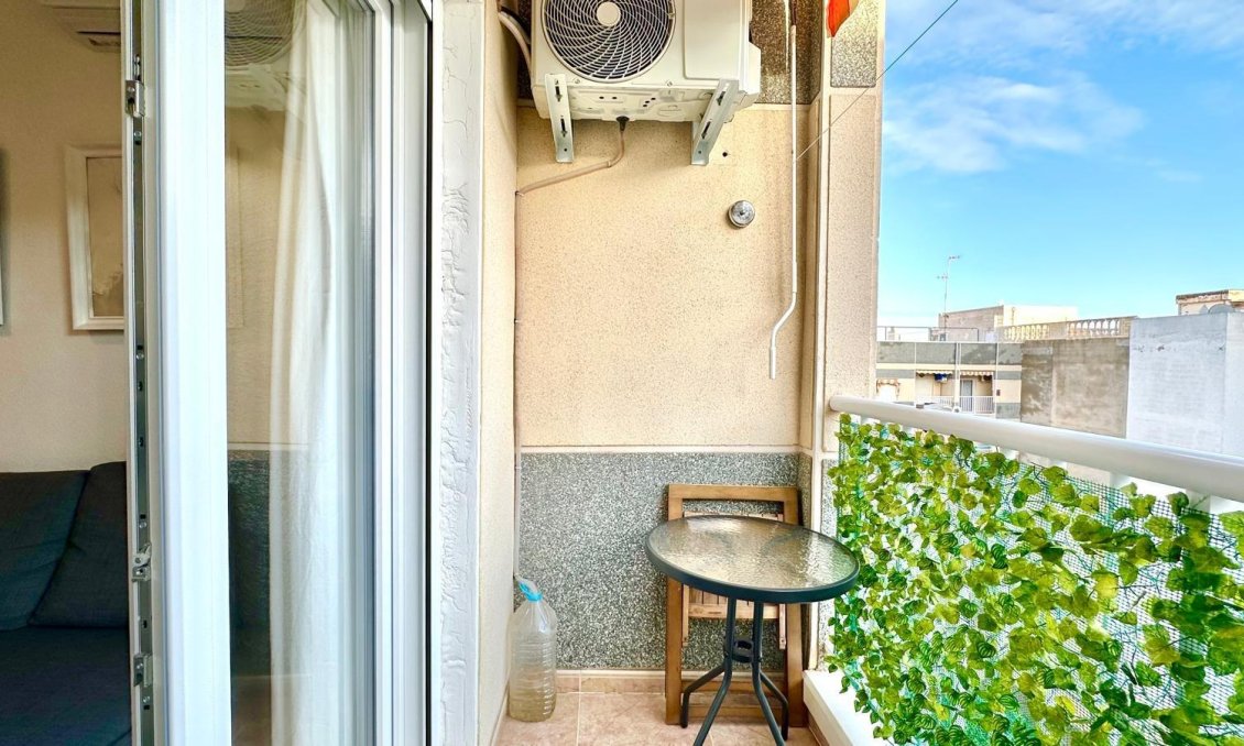 Használt Ingatlanok - Tetőtéri lakás -
Torrevieja - Centrum