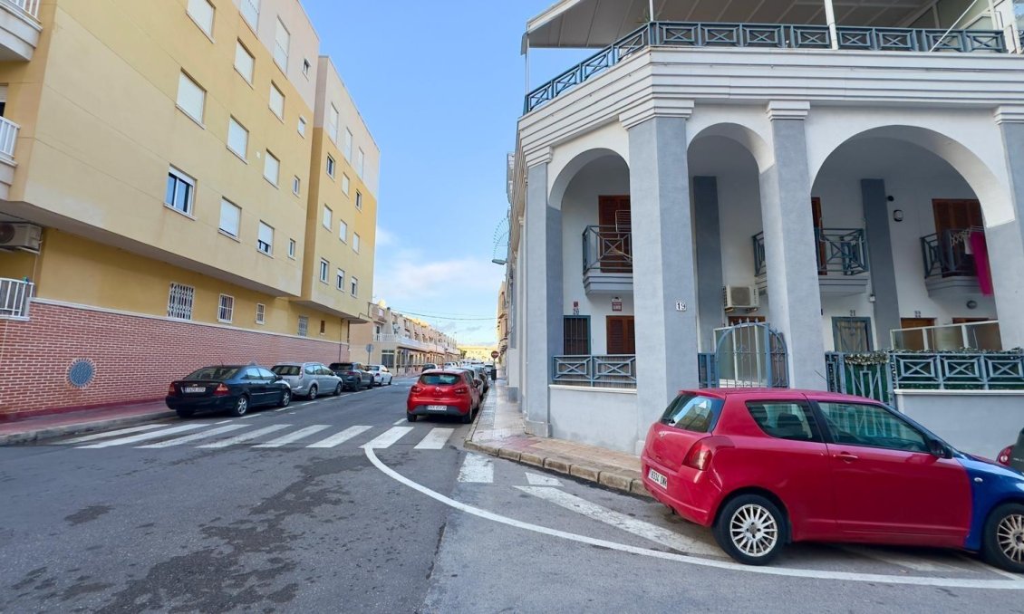 Használt Ingatlanok - Tetőtéri lakás -
Torrevieja - Centrum