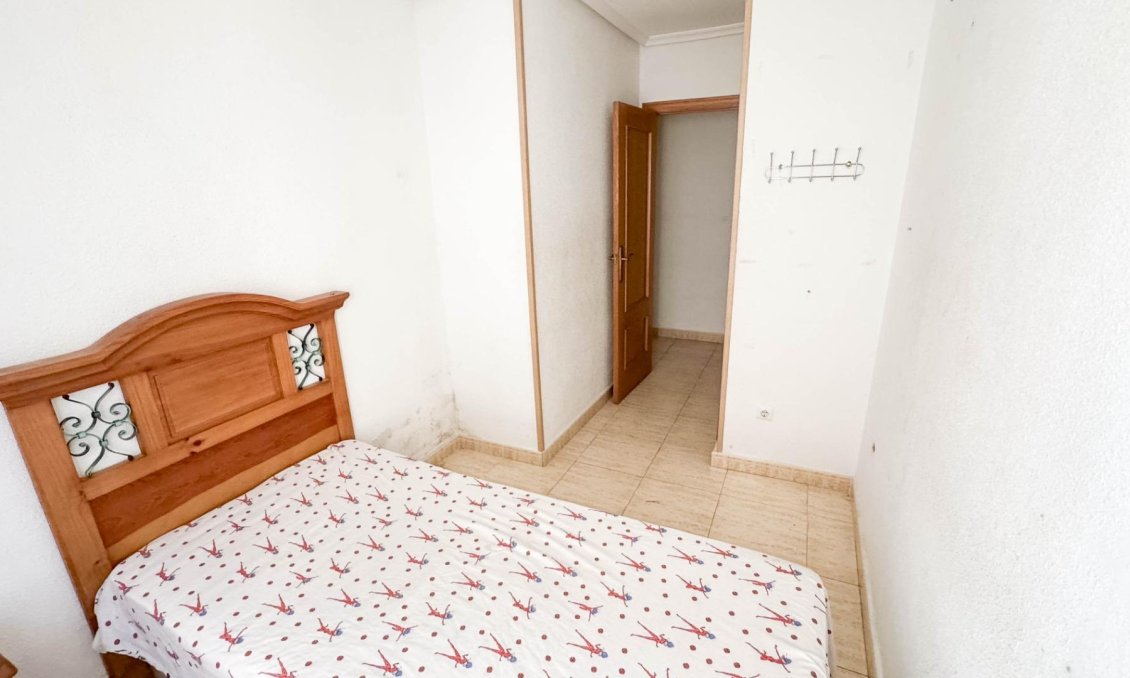 Wiederverkauf - Wohnung -
Torrevieja - PARQUE DE LAS NACIONES