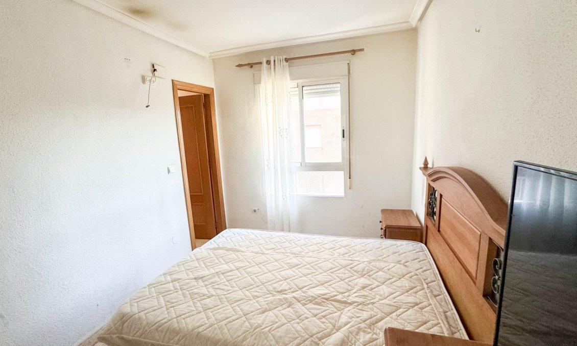 Wiederverkauf - Wohnung -
Torrevieja - PARQUE DE LAS NACIONES