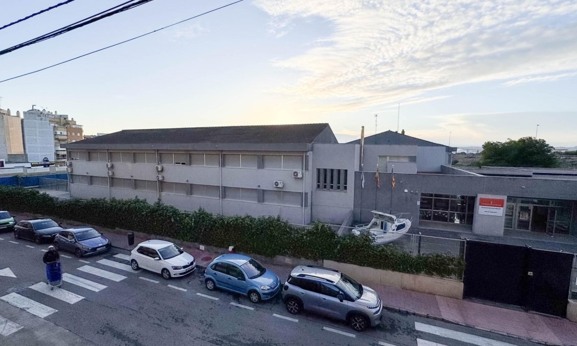 Wiederverkauf - Wohnung -
Torrevieja - PARQUE DE LAS NACIONES