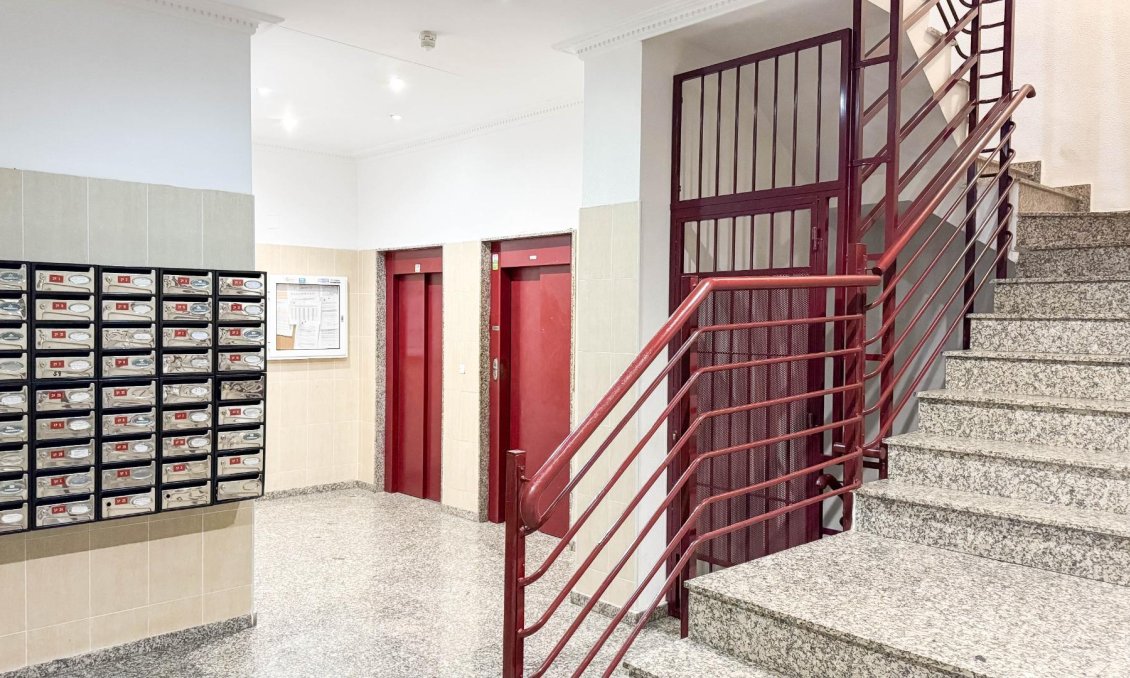 Wiederverkauf - Wohnung -
Torrevieja - PARQUE DE LAS NACIONES