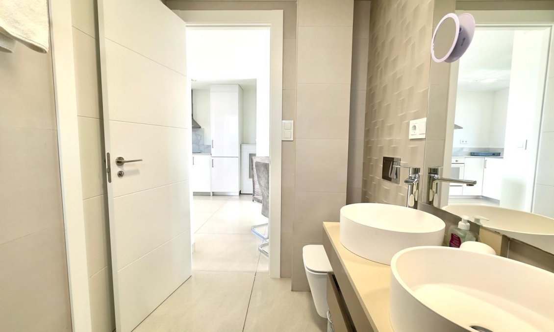 Segunda mano - Apartamento -
Finestrat