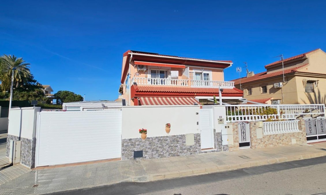 Resale - Duplex -
Santiago de la Ribera - Santiago De La Ribera