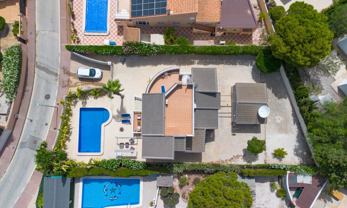 Használt Ingatlanok - Villa -
San Fulgencio - Urb. La Marina