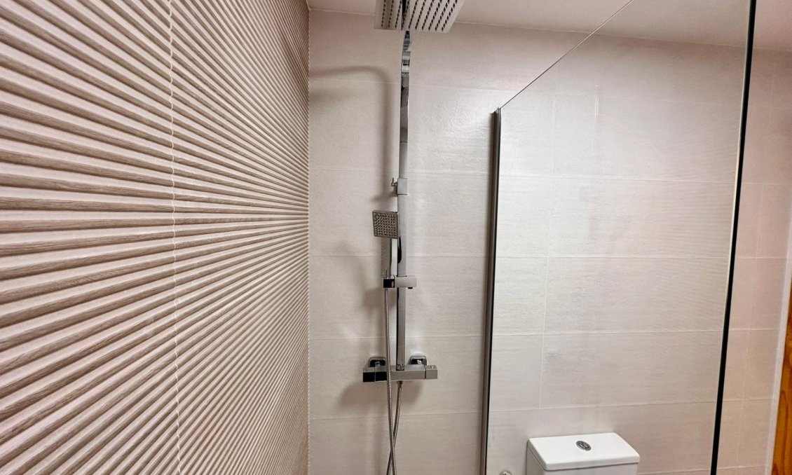 Használt Ingatlanok - Apartman -
Torrevieja - Centrum