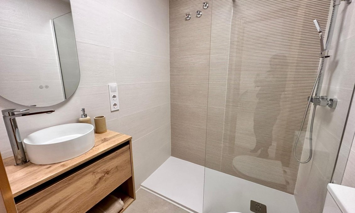 Használt Ingatlanok - Apartman -
Torrevieja - Centrum