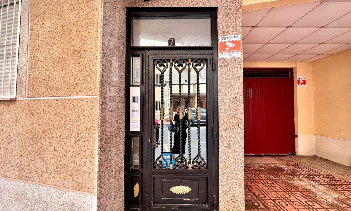 Használt Ingatlanok - Apartman -
Torrevieja - Centrum