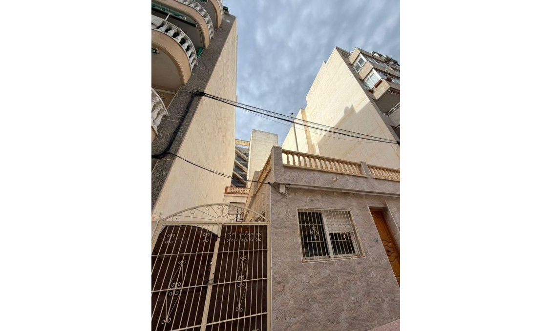 Revente - Town House -
Torrevieja