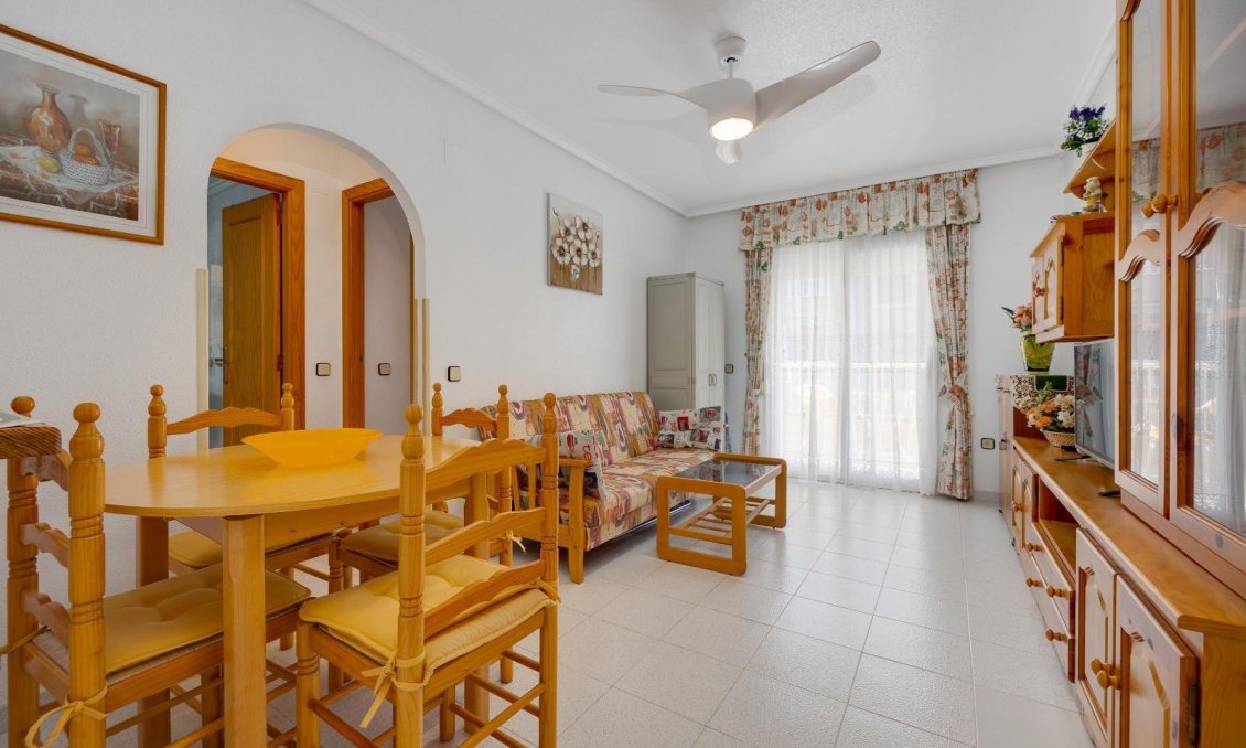Használt Ingatlanok - Apartman -
Torrevieja - Acequion