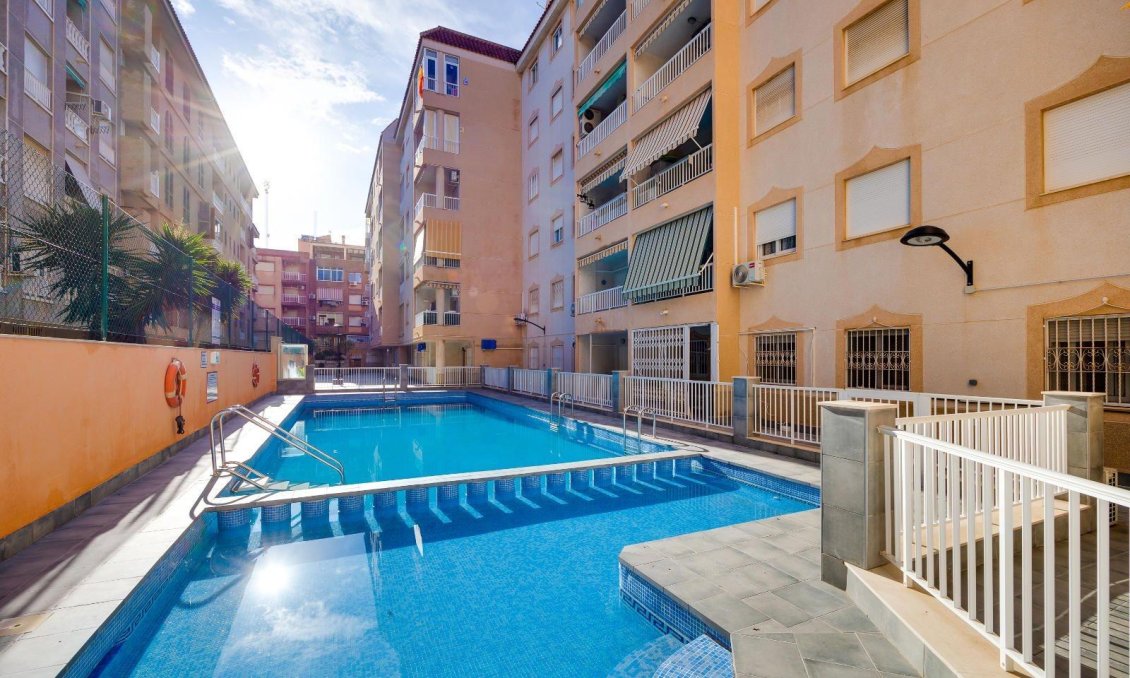 Használt Ingatlanok - Apartman -
Torrevieja - Acequion