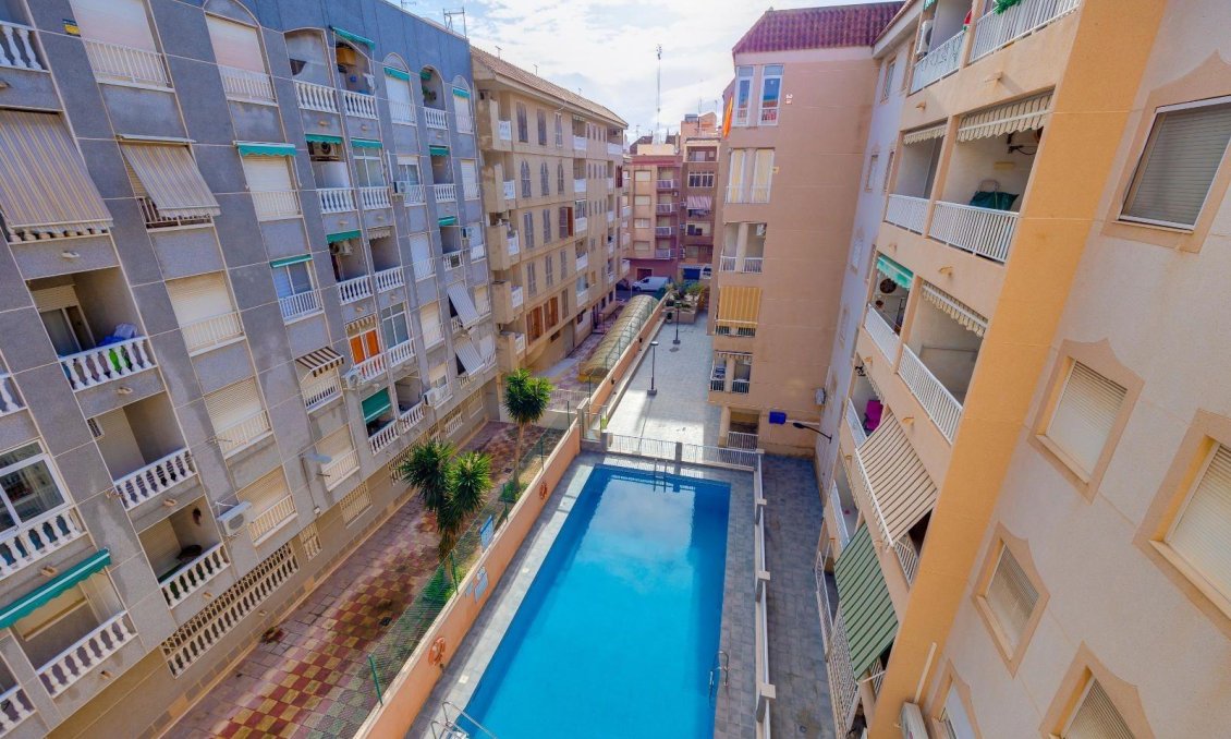 Használt Ingatlanok - Apartman -
Torrevieja - Acequion