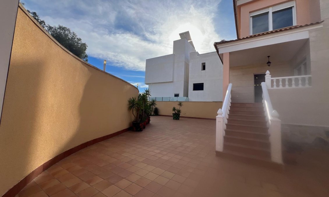 Revente - Villa -
Orihuela Costa - Villamartín-las Filipinas