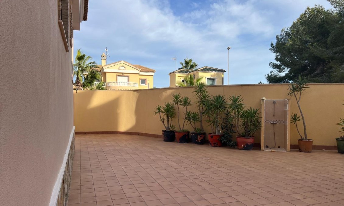 Revente - Villa -
Orihuela Costa - Villamartín-las Filipinas