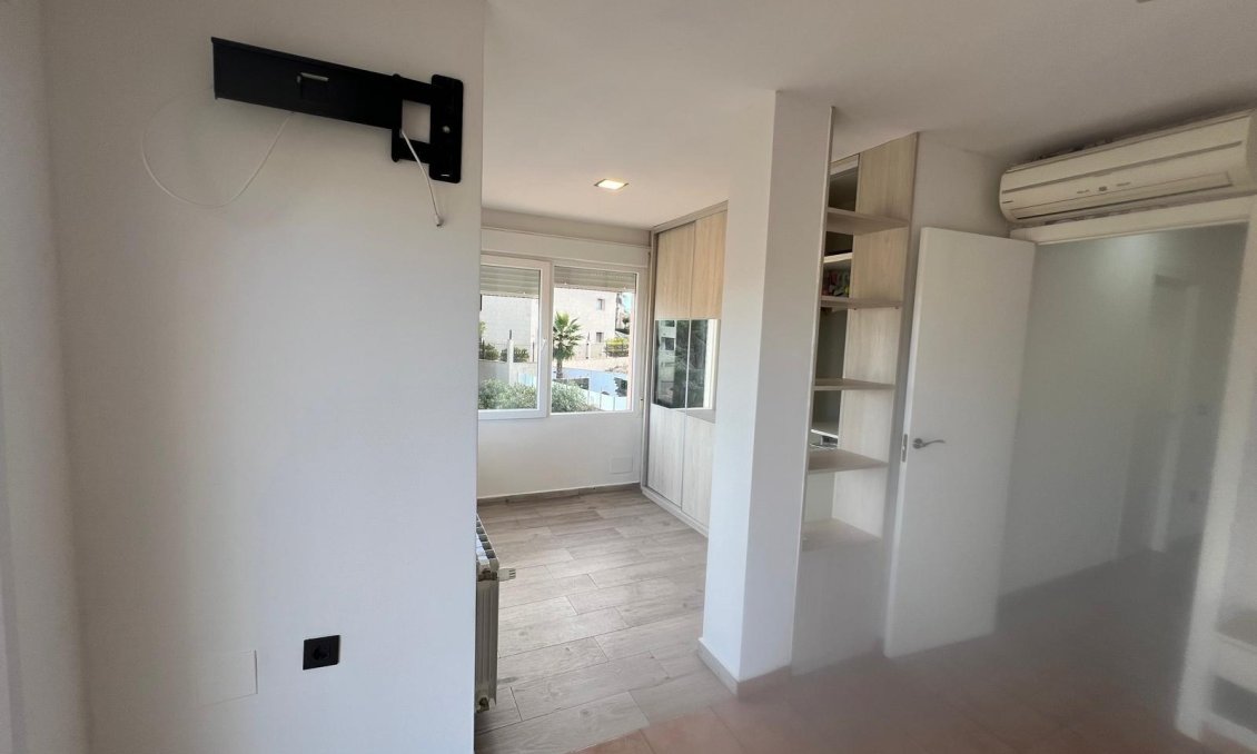 Revente - Villa -
Orihuela Costa - Villamartín-las Filipinas