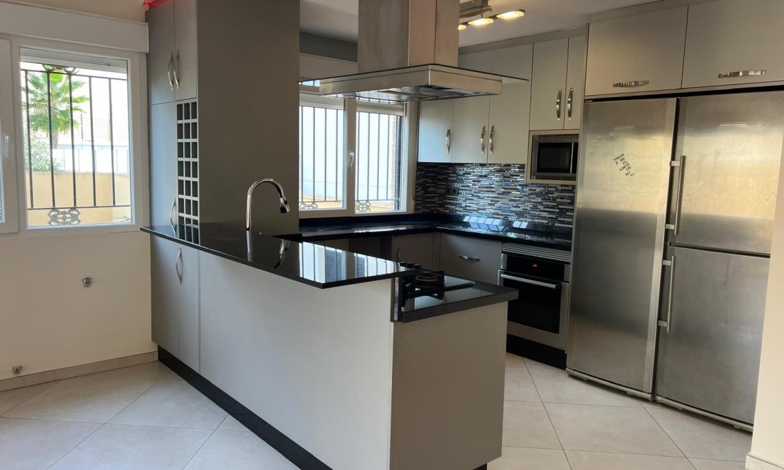 Revente - Villa -
Orihuela Costa - Villamartín-las Filipinas