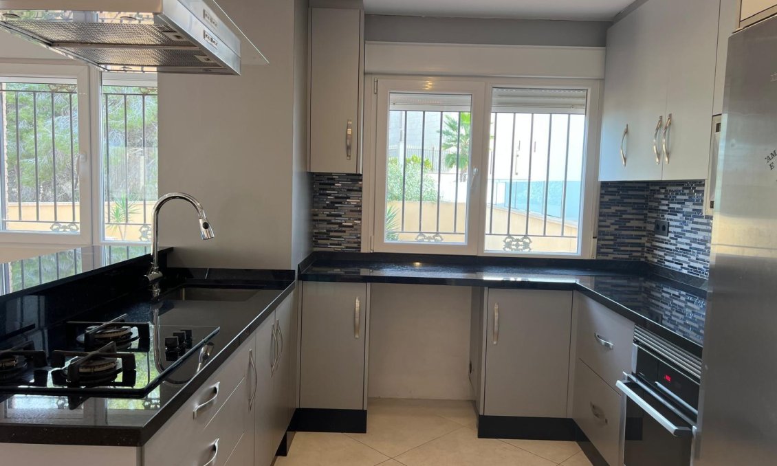 Revente - Villa -
Orihuela Costa - Villamartín-las Filipinas