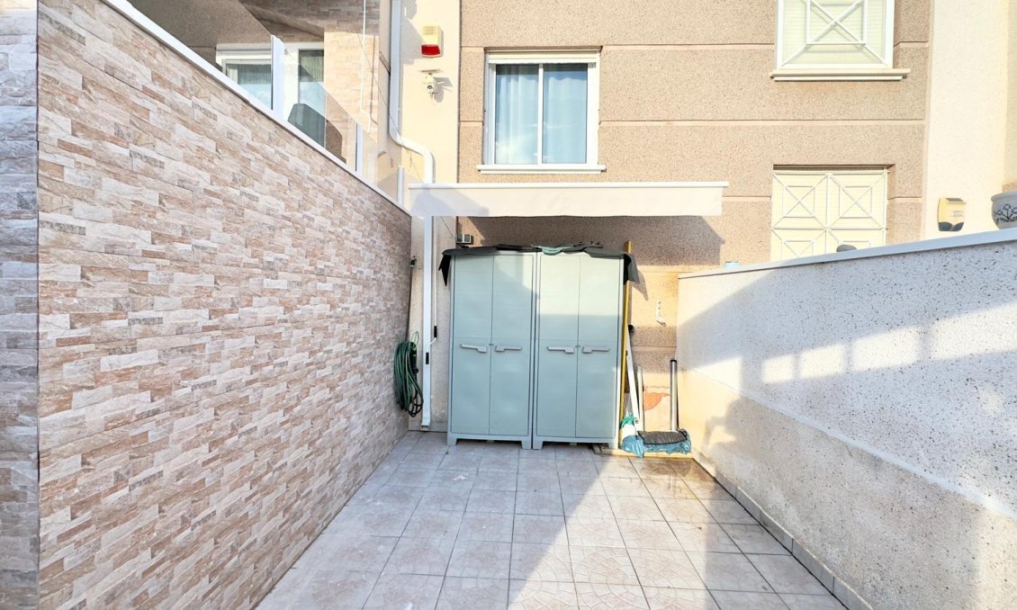 Használt Ingatlanok - Bungaló -
Torrevieja - Torreblanca