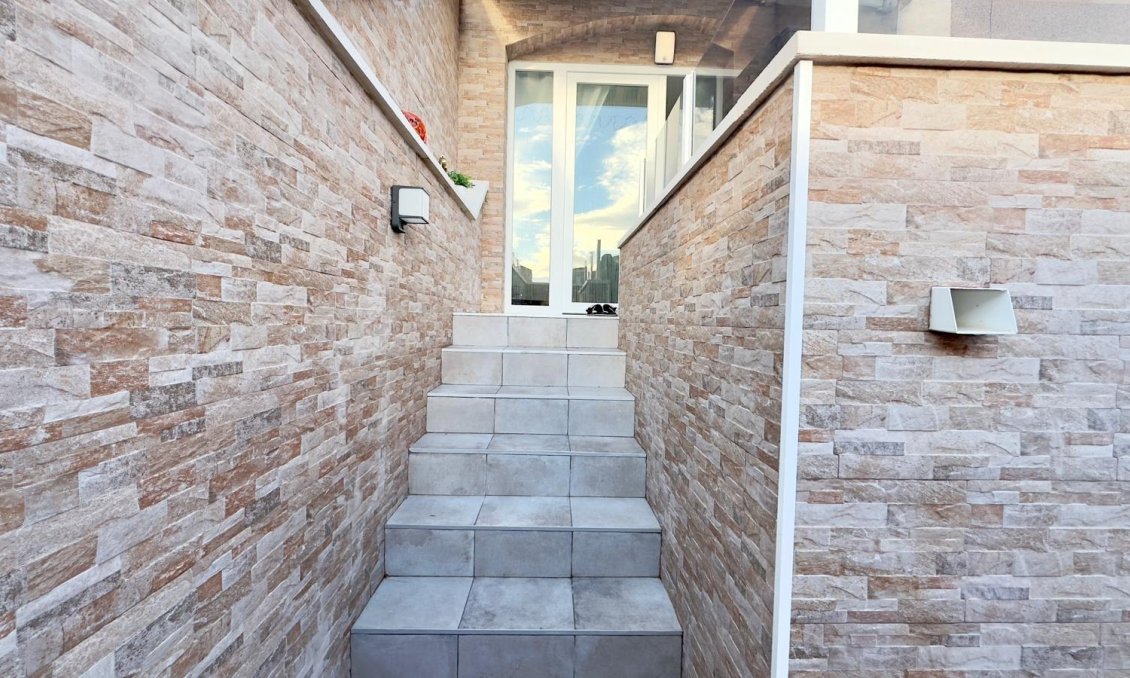 Használt Ingatlanok - Bungaló -
Torrevieja - Torreblanca