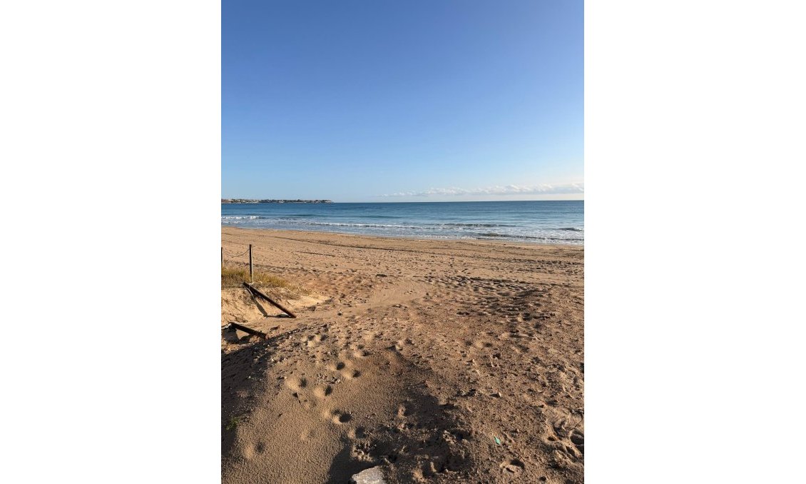 Revente - Appartement -
Pilar de la Horadada - Mil Palmeras