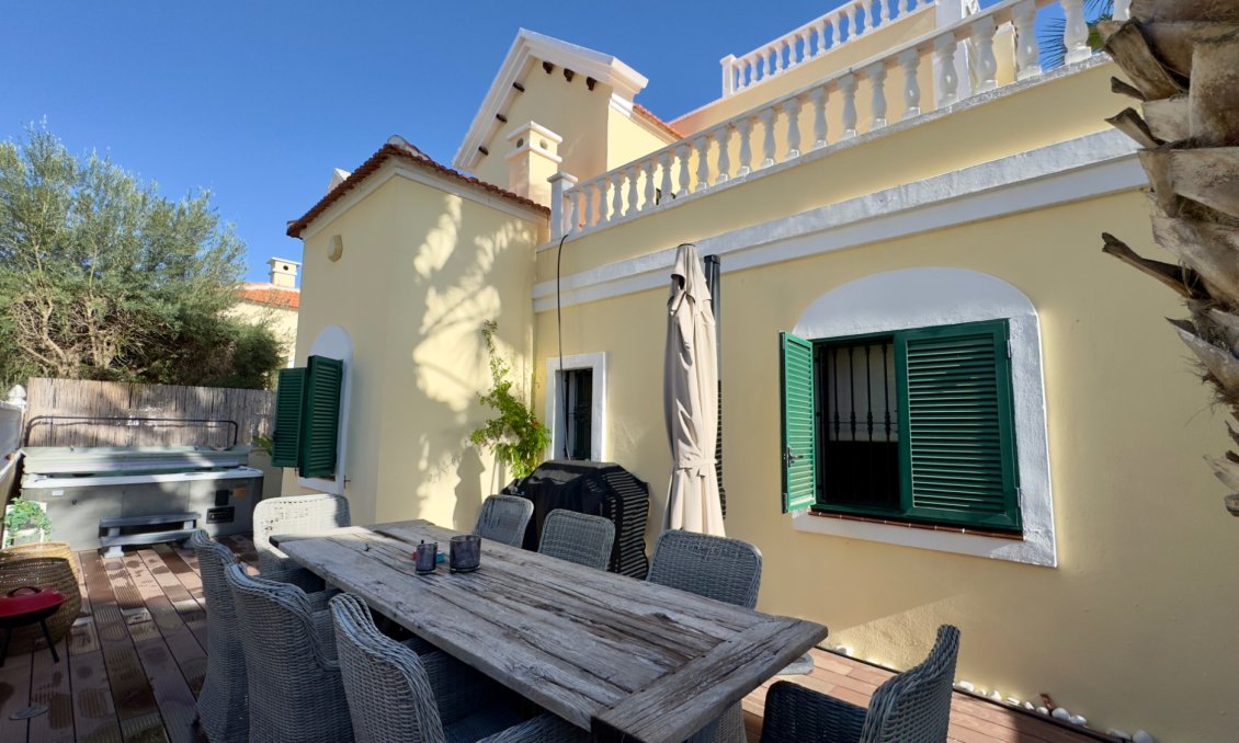 Használt Ingatlanok - Villa -
Orihuela Costa - Costa Blanca