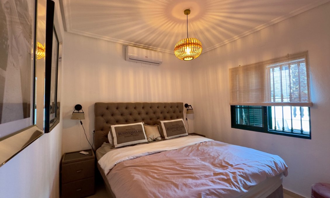 Használt Ingatlanok - Villa -
Orihuela Costa - Costa Blanca