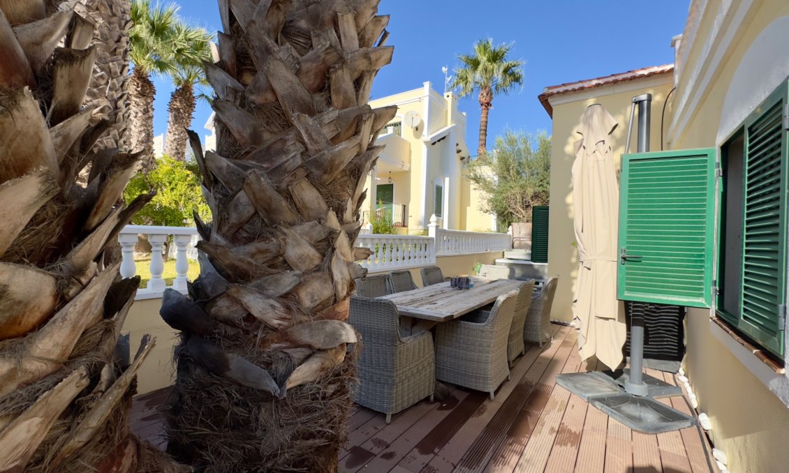 Használt Ingatlanok - Villa -
Orihuela Costa - Costa Blanca