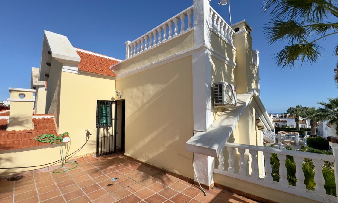 Használt Ingatlanok - Villa -
Orihuela Costa - Costa Blanca