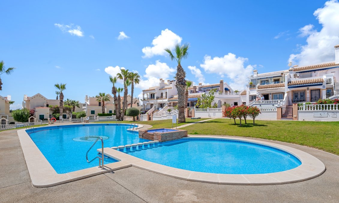 Használt Ingatlanok - Villa -
Orihuela Costa - Costa Blanca