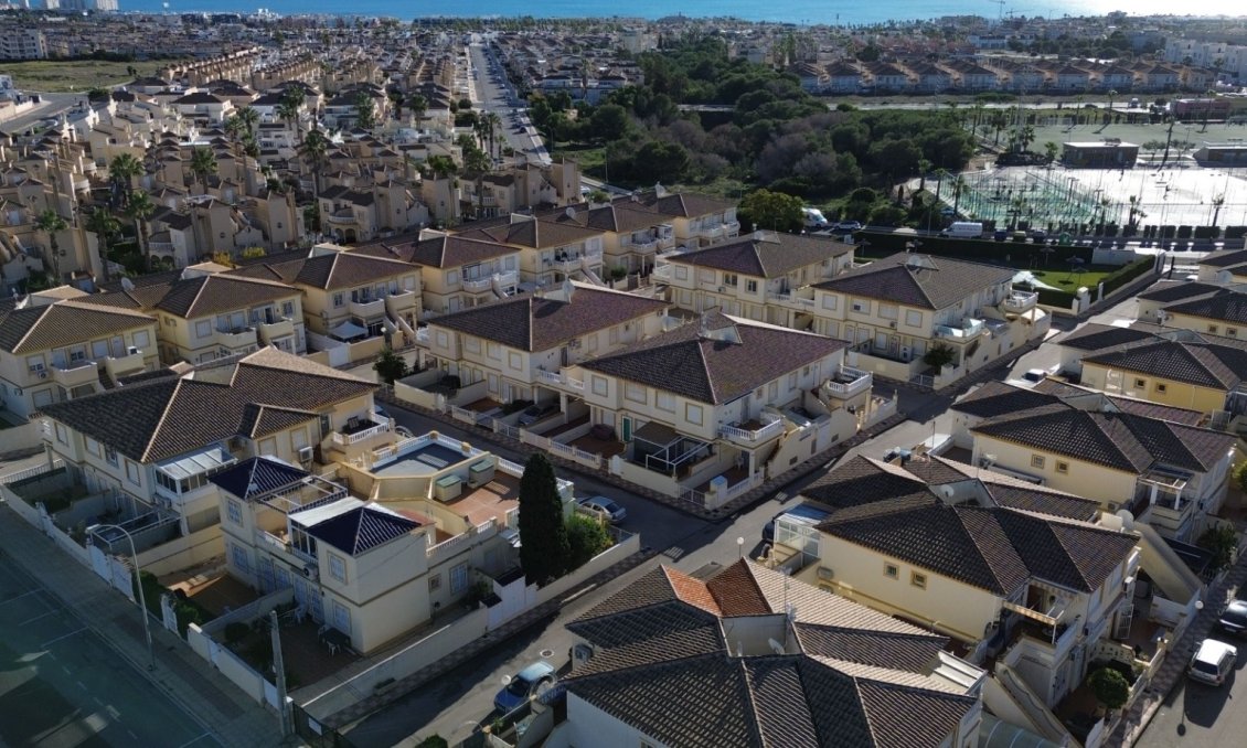 Használt Ingatlanok - Apartman -
Orihuela Costa - Costa Blanca