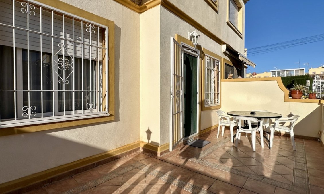 Használt Ingatlanok - Apartman -
Orihuela Costa - Costa Blanca