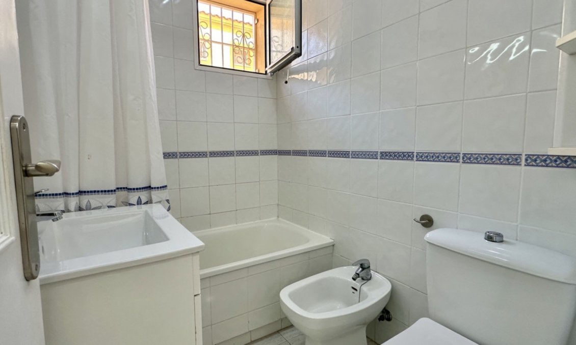 Használt Ingatlanok - Apartman -
Orihuela Costa - Costa Blanca