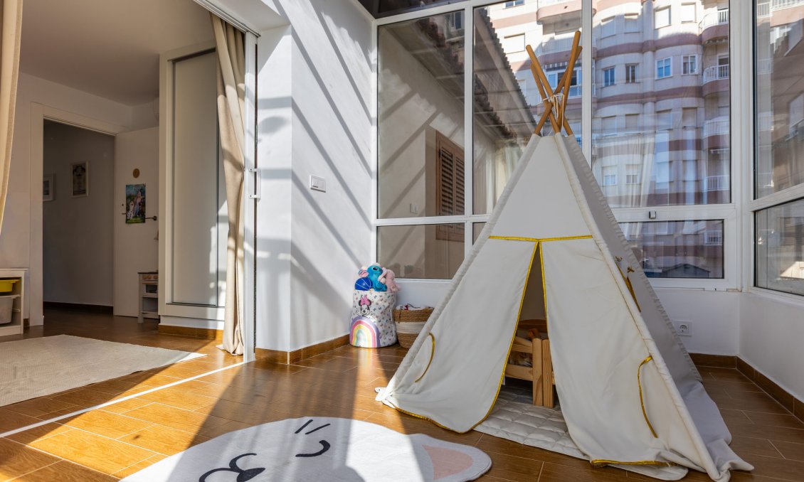 Használt Ingatlanok - Sorház -
Torrevieja - Costa Blanca