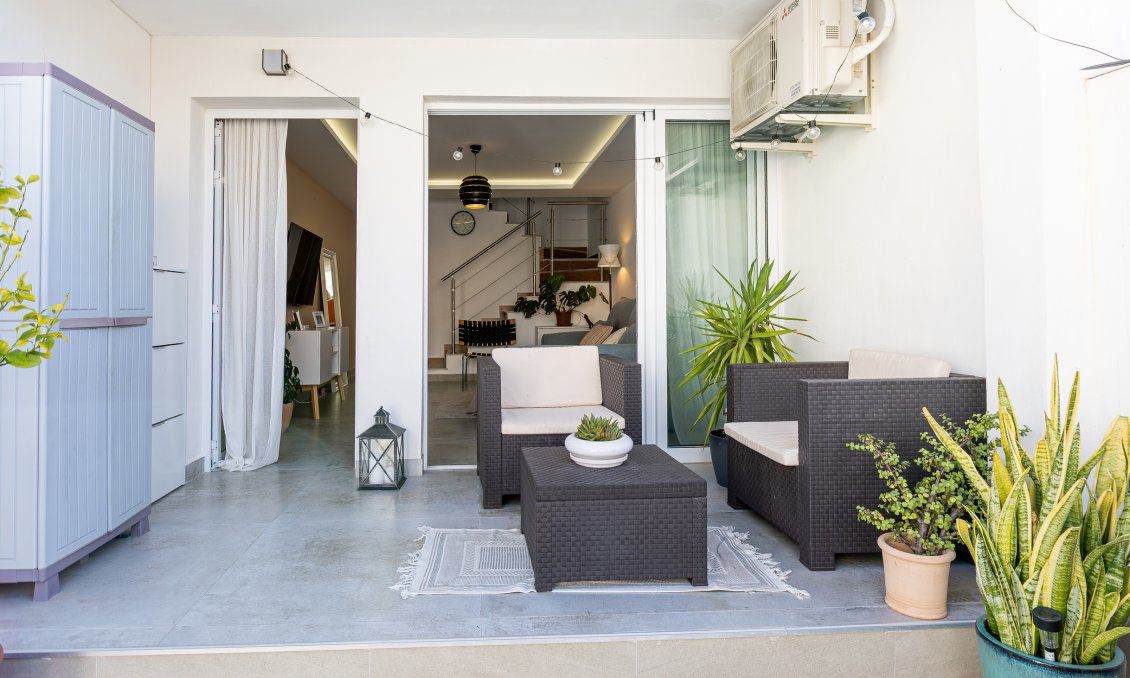 Használt Ingatlanok - Sorház -
Torrevieja - Costa Blanca