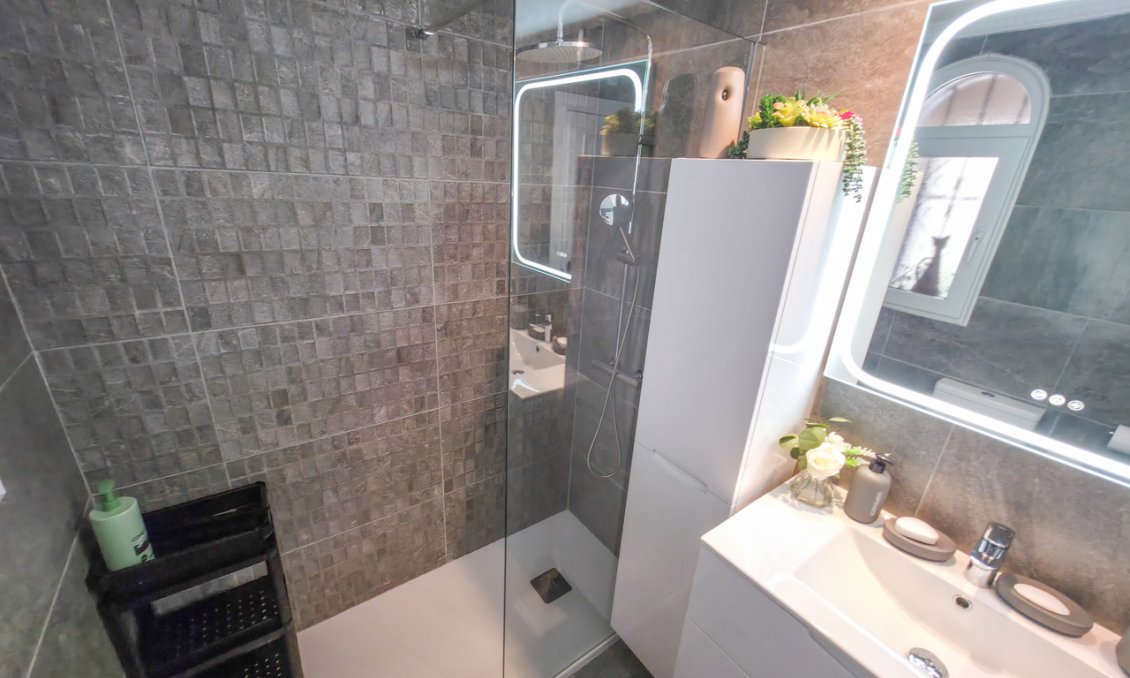 Használt Ingatlanok - Villa -
Villamartin - Costa Blanca