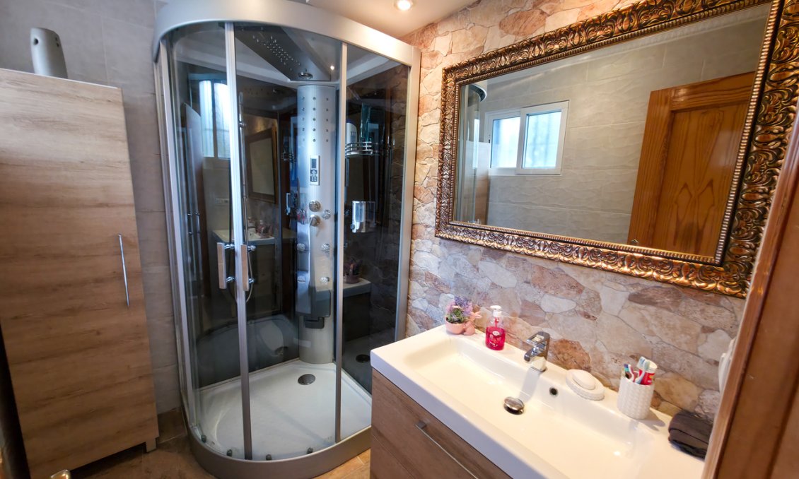 Használt Ingatlanok - Villa -
Villamartin - Costa Blanca