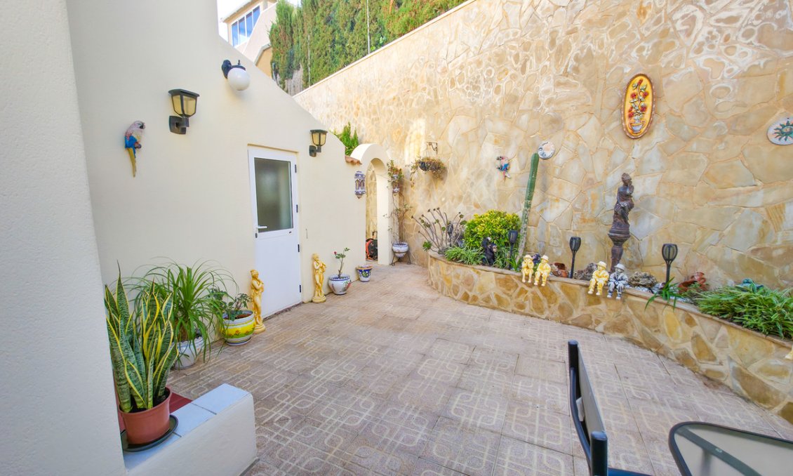 Használt Ingatlanok - Villa -
Villamartin - Costa Blanca