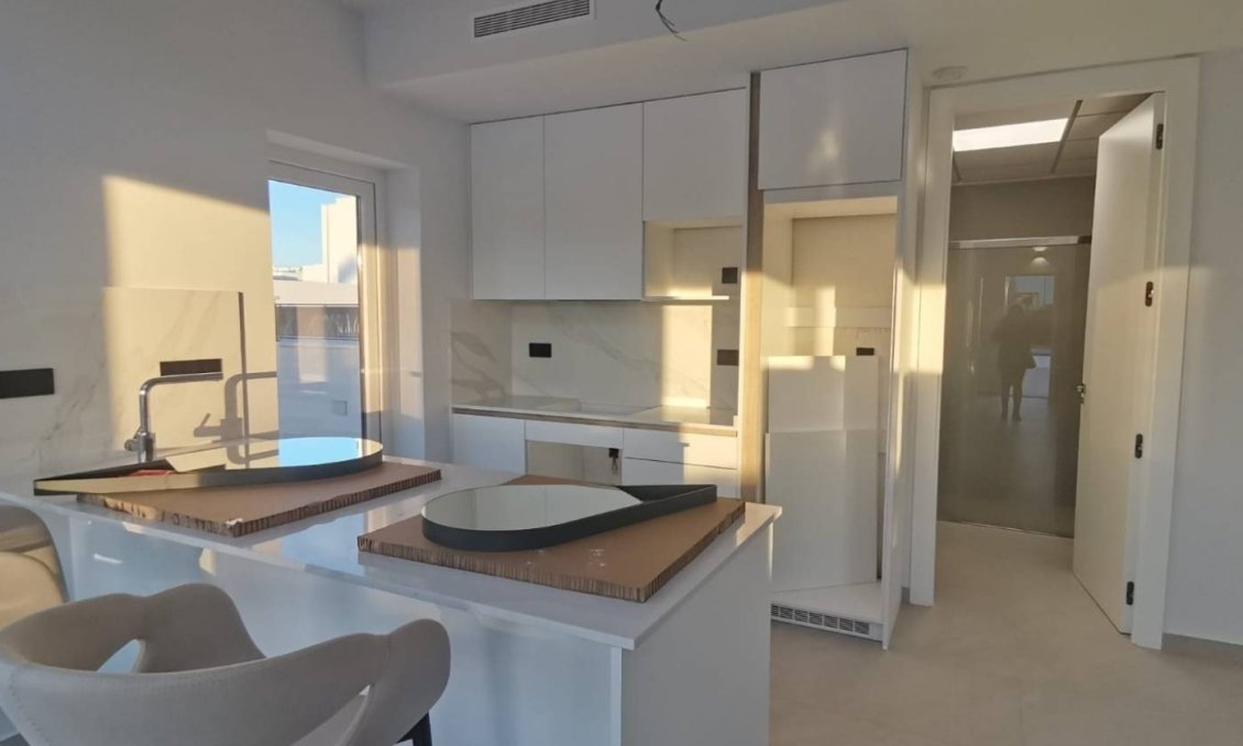 Használt Ingatlanok - Villa -
Los Montesinos - Costa Blanca