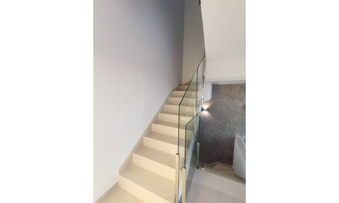 Használt Ingatlanok - Villa -
Los Montesinos - Costa Blanca