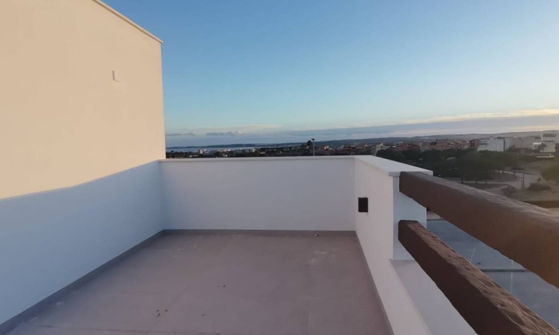 Használt Ingatlanok - Villa -
Los Montesinos - Costa Blanca