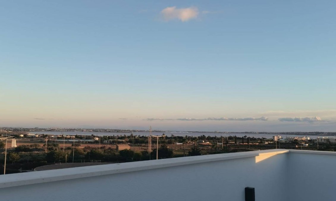 Használt Ingatlanok - Villa -
Los Montesinos - Costa Blanca