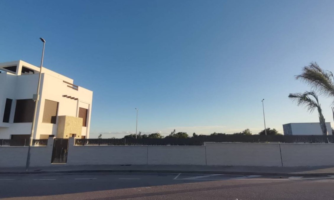 Használt Ingatlanok - Villa -
Los Montesinos - Costa Blanca