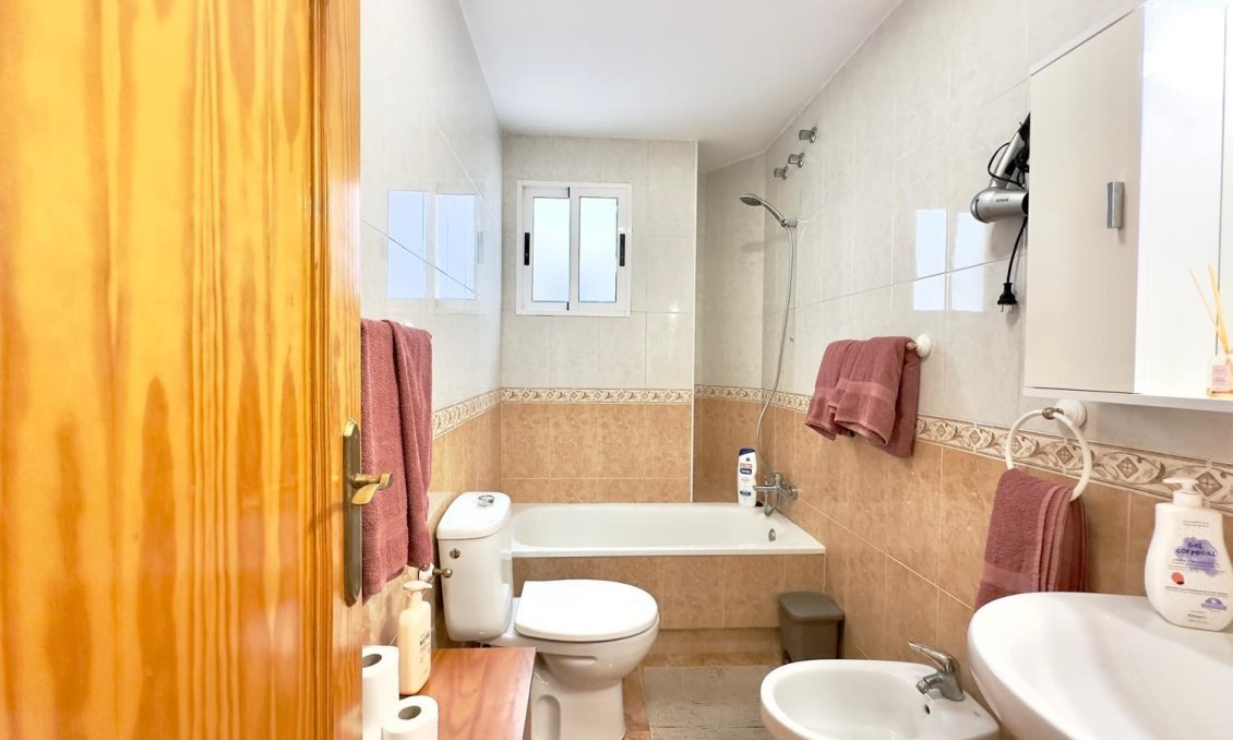 Használt Ingatlanok - Apartman -
Torrevieja - Centrum